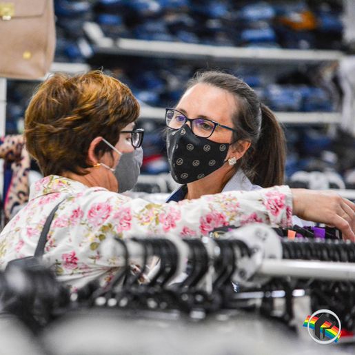 Prova de roupas em lojas é liberada pelo governo de Santa Catarina