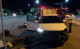 Entregador de pizza fica ferido após colisão em carro em SMOeste