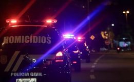 Corpo em cobertor coletado por caminhão do lixo em SC tinha ferimento na cabeça