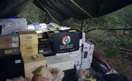 PM encontra depósito de vinho improvisado em área rural