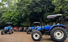 Governo do Estado entrega mais 35 equipamentos agrícolas para região Oeste