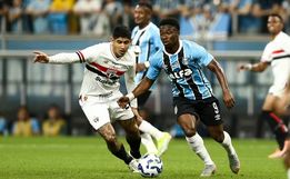 Grêmio vence o São Paulo por 2 a 0 e sobe na tabela do Brasileirão