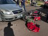 Acidente deixa motociclista ferida no centro de SMOeste 