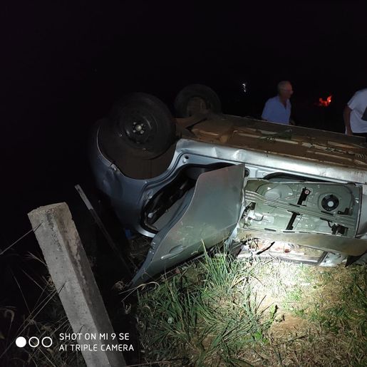 Colisão entre carros deixa dois feridos na SC-386