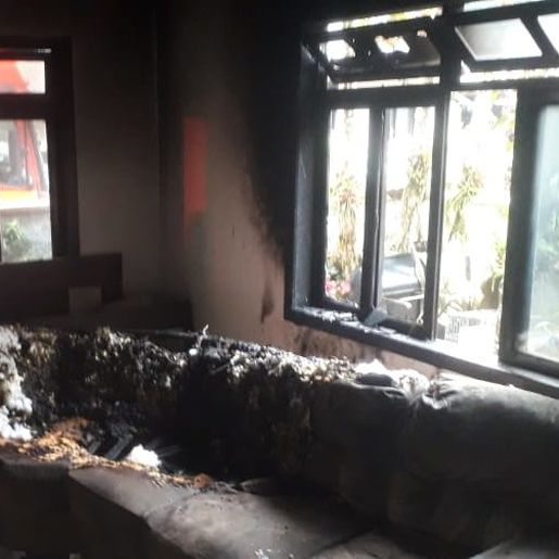 Menino de 5anos coloca fogo em casa durante brincadeira com isqueiro em SC