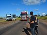 VÍDEO: Concessionária e PRF entregam lanches a caminhoneiros na BR-282