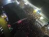 Mesmo com chuva, público lota espaço de shows para ver Marcos e Belutti