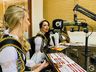 Soberanas da 43ª Oktoberfest visitam a Rádio Itapiranga