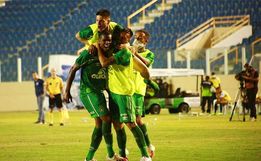 VÍDEO: Chapecoense vence e termina primeiro turno da Série B na liderança 