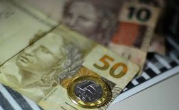 Cai o número de endividados no país, aponta entidade do comércio