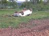 Veículo capota em saída de pista no interior de Itapiranga