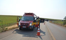 Caminhoneiro fica ferido em capotamento na SC-160 