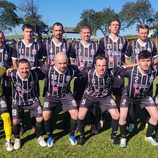 Flamengo vence e assume liderança do municipal de campo em Cedro