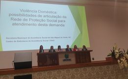 Atuação interdisciplinar no enfrentamento à violência é tema de debate na Unoesc