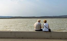 Expectativa de vida no Brasil sobe para 76,6 anos