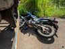 SMO: Homem fica gravemente ferido ao colidir com moto em traseira de caminhão