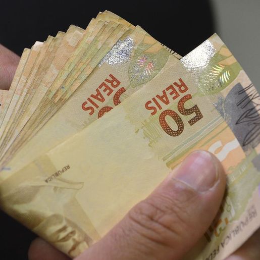 Candidatos de todo o país gastaram R$ 6,6 bi em 30 dias de campanha