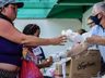 Crianças recebem presentes do Natal Solidário em São Miguel do Oeste