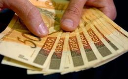 Governo de SC deve congelar folha de pagamento dos servidores