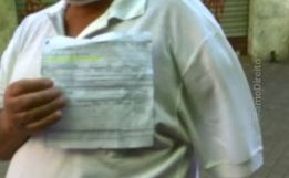 Homem amputado recebe multa por dirigir com o braço que não tem para fora do carro