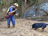 Bombeiro de SC que está em Petrópolis descreve tragédia: "Cena de guerra"