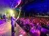 Show com Família Lima leva milhares de pessoas para praça em SMO 