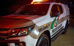 Condutor embriagado é preso por desacato ao fugir de acidente em SMO 