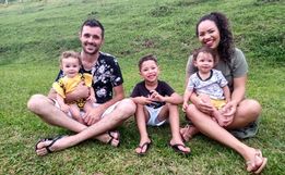 Folga no trabalho evitou mãe de levar gêmeos a creche no dia da chacina em Saudades