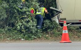 Motorista morre em colisão contra árvore as margens da BR 282