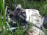 Lixo continua sendo jogado em terrenos baldios em SJCedro