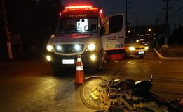 Mulher morre em colisão entre carro e moto em Chapecó