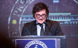 'Hoje começa o fim da decadência argentina', diz Javier Milei em seu 1º discurso como presidente 