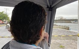 "Eu só quero que encontrem ele", diz mãe de jovem desaparecido após acidente na ponte pênsil