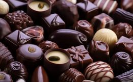 Amigo ou inimigo? Conheça mitos e verdade sobre os efeitos do chocolate na pele