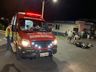 Vídeo: Condutora de motoneta fica ferida em colisão contra carro 