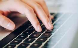 Plataforma digital Anchieta Mais Empregos oferta cursos gratuitos