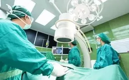Mulher fica sem ovários após cirurgia e recebe indenização em SC