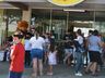 Campanha “Um presente de Natal” reúne crianças para entrega de presentes
