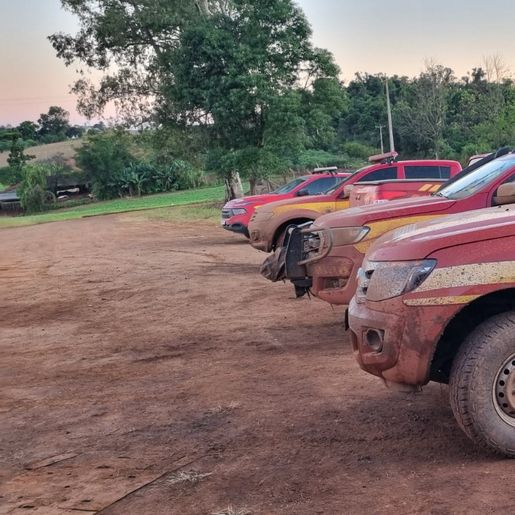 Bombeiros de SC intensificam operações de resgate no RS