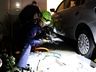 Ao tentar sair de garagem com veículo, filha prensa mãe contra parede em Xanxerê