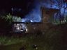 Residência é destruída por incêndio em Princesa