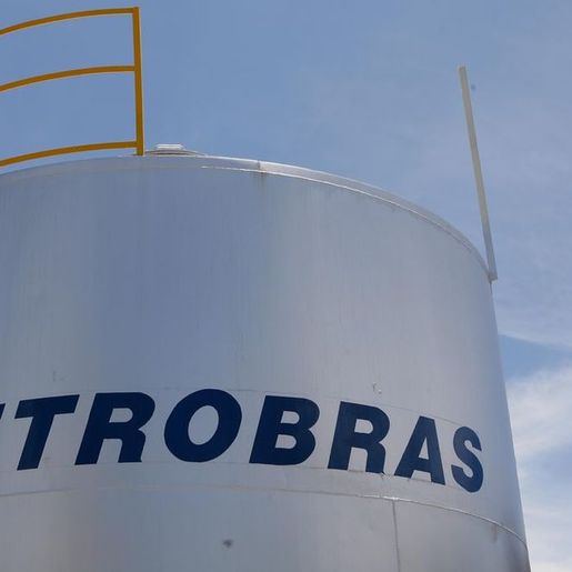 Petrobras reduz preço de gasolina e diesel nas refinarias a partir desta quinta-feira