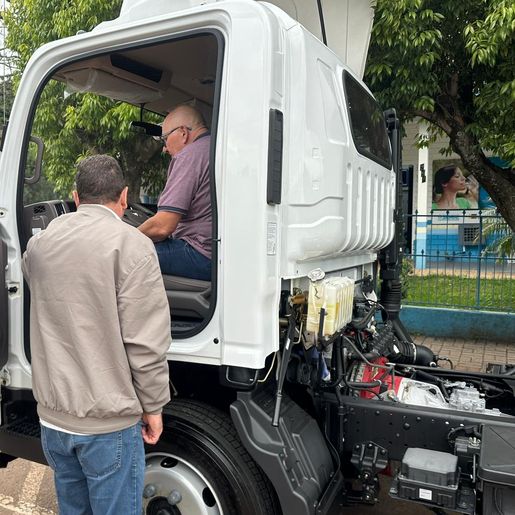 SEMAE de São José do Cedro aplica recursos na aquisição de caminhão 