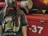 Admiradora dos Bombeiros, jovem recebe festa de aniversário no batalhão