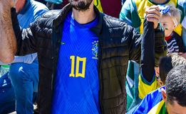 CBF pede que camisa da Seleção Brasileira não seja usada em atos de vandalismo