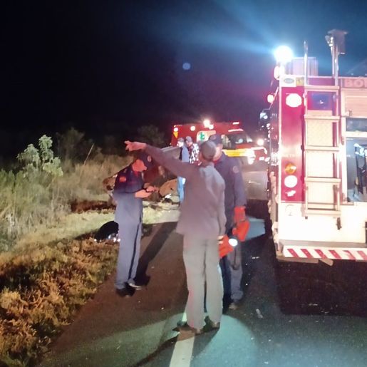 Colisão frontal entre dois carros mata homem na BR 163
