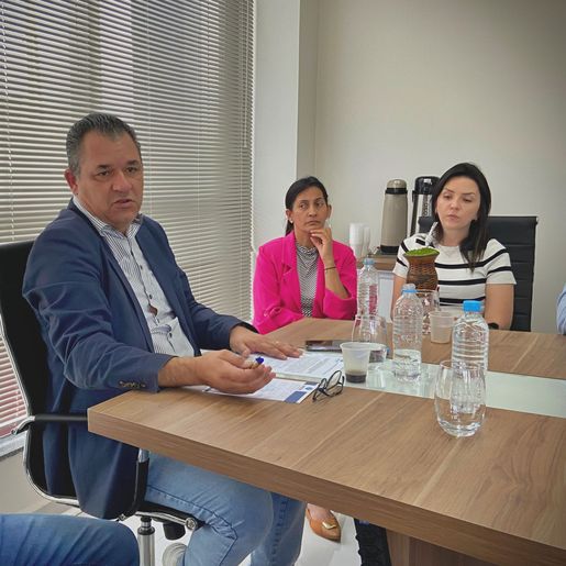 Assembleia dos Prefeitos discute planejamento, turismo regional e desenvolvimento econômico 