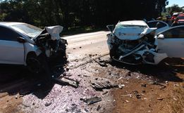 Mulher morre em colisão frontal na BR 158