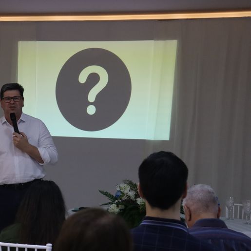 Ampec comemora 25 anos de trabalho com palestra 