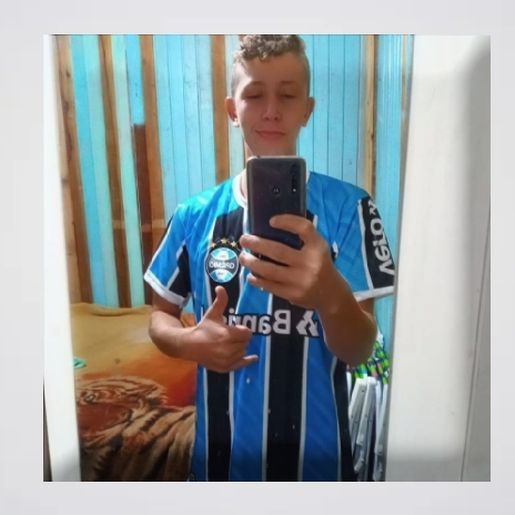 Identificado jovem que morreu ao cair em silo de ração em Mondaí